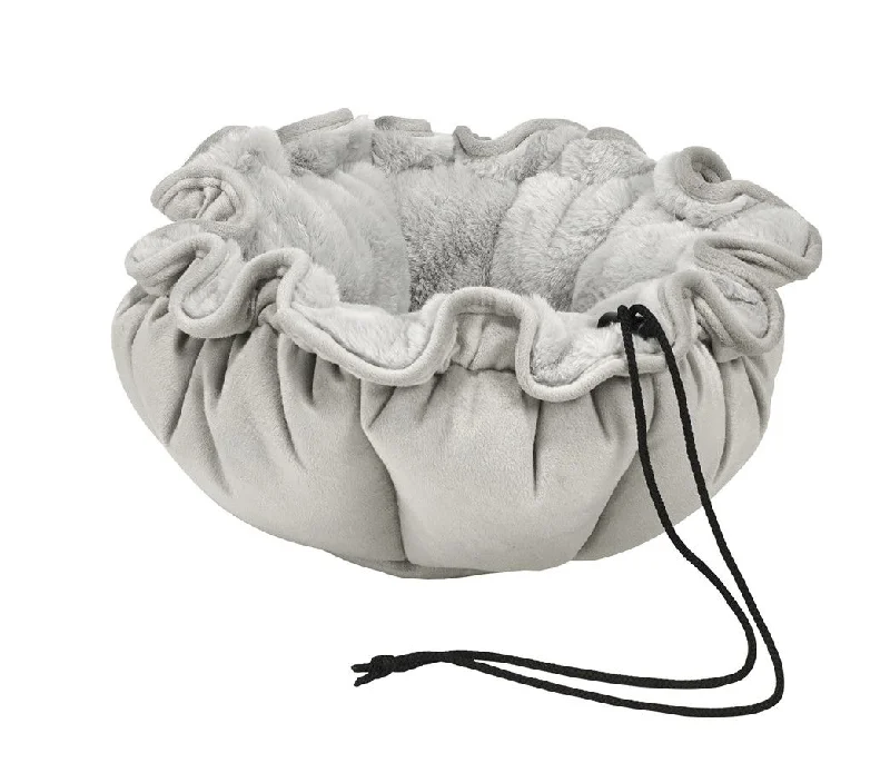  . **Dog snack bag is portable**Bowser Buttercup Cloud Bed