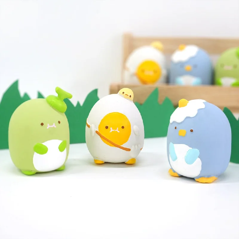 - Remote interactive pet feederCharacter Egg Latex Toy