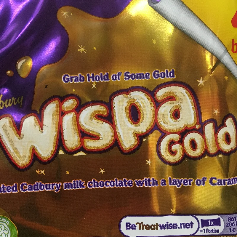 - ​​Christmas pet Christmas clothing12x Cadburys Wispa Gold Bars (3 Packs of 4x41g)