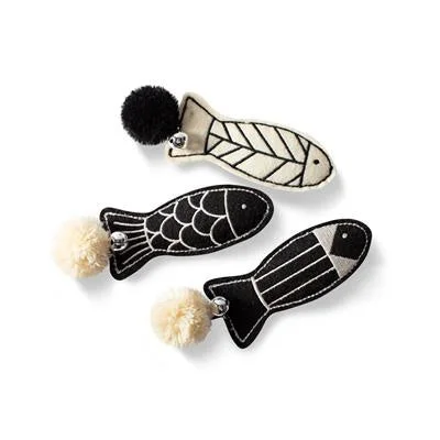 - Parrot climbing and standing wooden frameOff The Scales Cat Toy 3 Pack