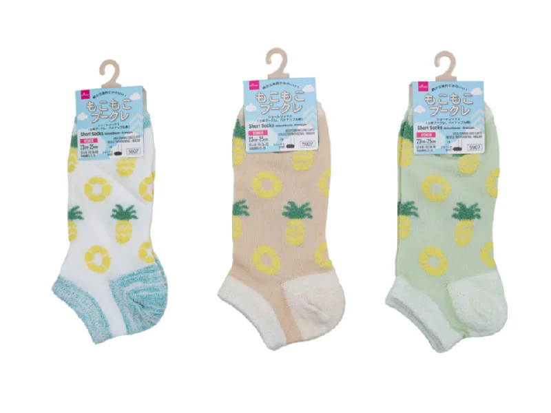 - Cat nail clippers with LED lightsShort Socks Raised Boucle Pineapple