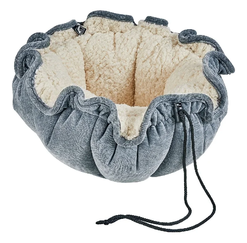  . **Dog collar is luminous and reflective**Bowser Buttercup Mineral Bed