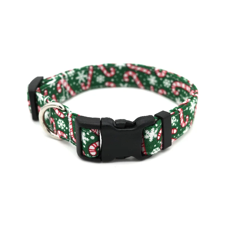  . **Pet food bowl is anti-slip design**Candy Cane Dog Collar