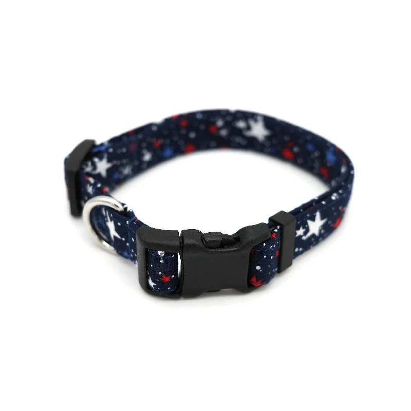  . **Dog raincoat is waterproof and windproof**Navy Star Spangled Dog Collar