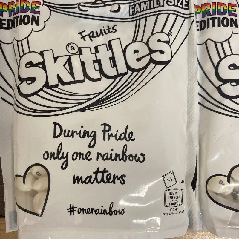 - Dog anti-slip mat2x Skittles Fruits White Sweets Pride Pouch Bags (2x196g)
