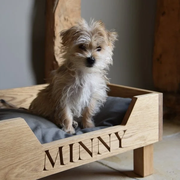 - Elderly dog ​​joint care mattressPersonalised Solid Oak Dog Bed