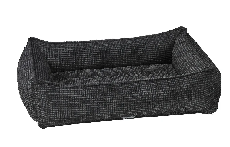   . **Dog bathing brush massage**Bowser Iron Mountain Urban Lounger Bed
